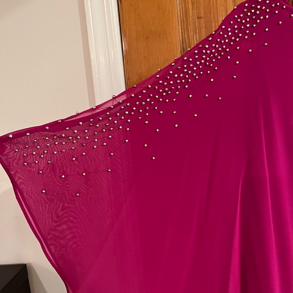 Elegant Magenta Cape Dress w. embellishment on sleeve. Ideal for special event. - Picture 3 of 5